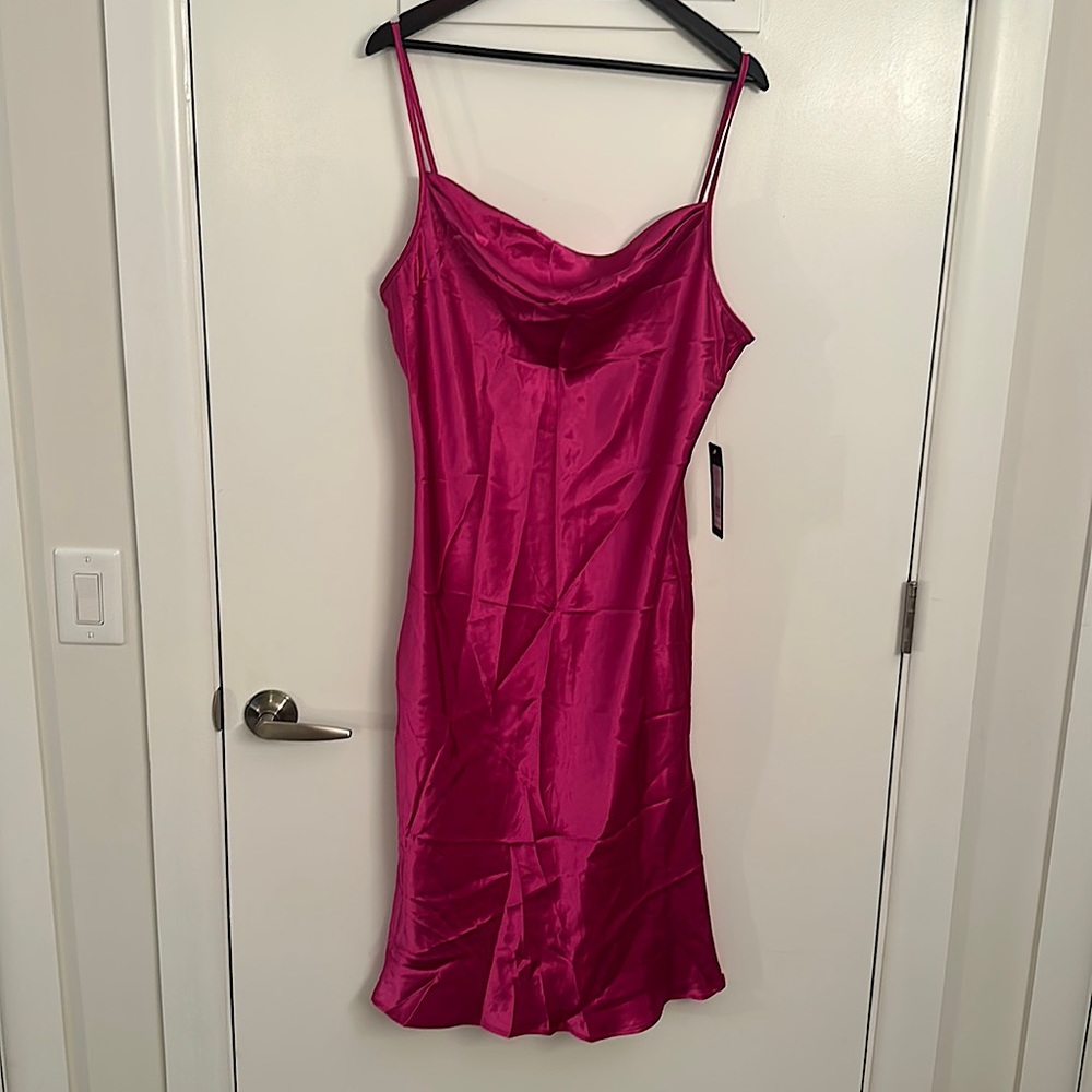 BEBE - SATIN DRESS-DRAPED BODICE 702017 (New)